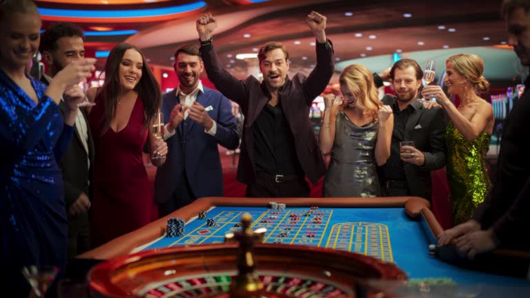 KUBET คาสิโนความบันเทิง – แจกรางวัลลอตเตอรี่ครั้งใหญ่ เปลี่ยนชีวิตคุณให้รวยข้ามคืน